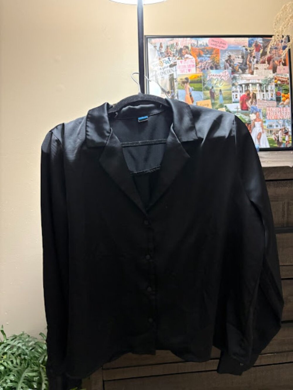 Emerald Loose Boyfriend Satin Shirt Black button SIZE LARGE